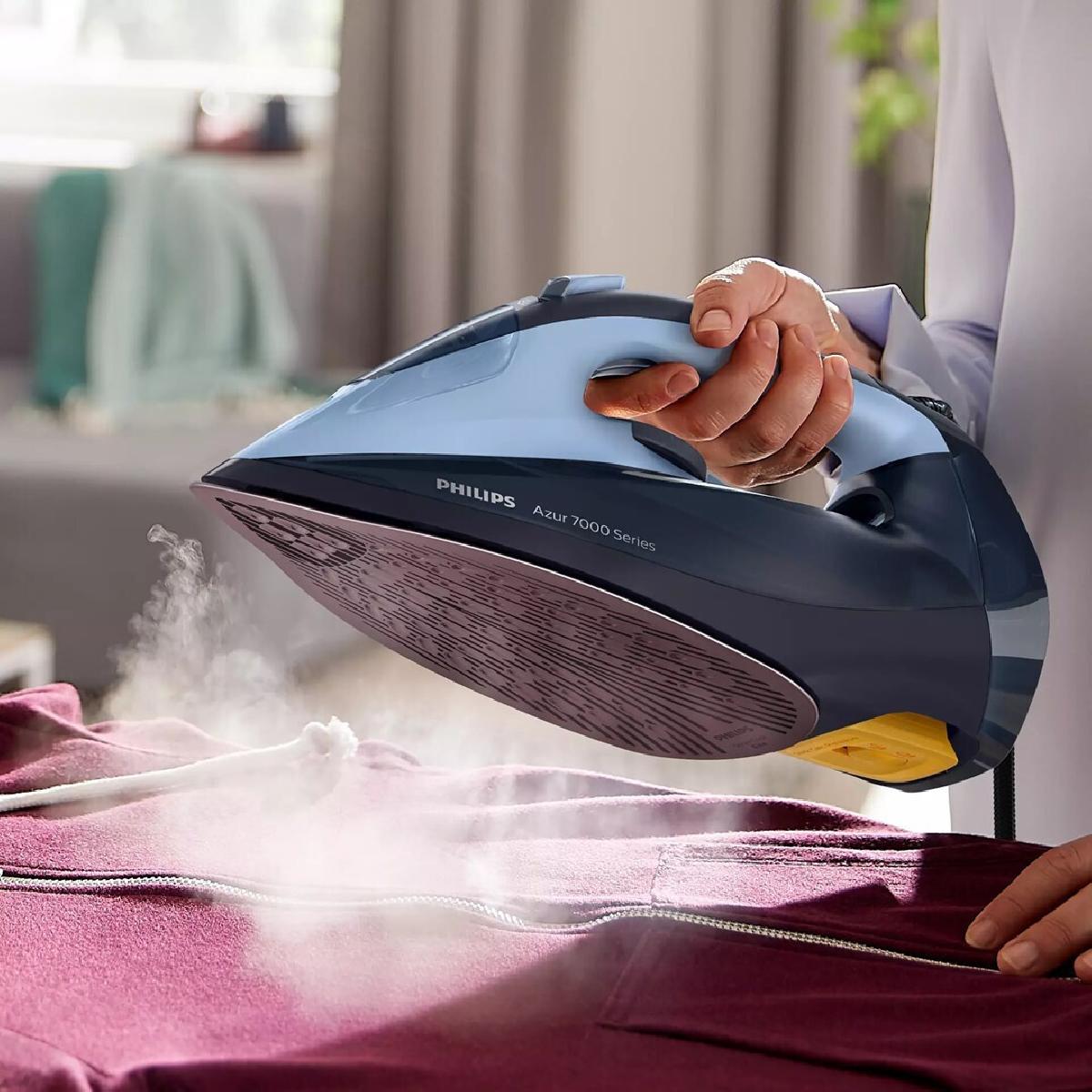 Philips DST7041/20 HV Steam Iron 2800 watt 50gr/min Light Dark Blue Philips DST7041/20 HV Steam Iron 2800 watt 50gr/min Light Dark Blue