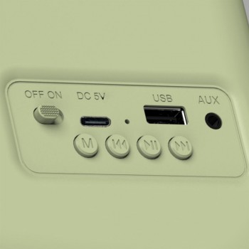 Haeger RB-GRE.001A Retro Bluetooth Vintage FM Radio with Bluetooth Speaker Green Haeger RB-GRE.001A Retro Bluetooth Vintage FM Radio with Bluetooth Speaker Green