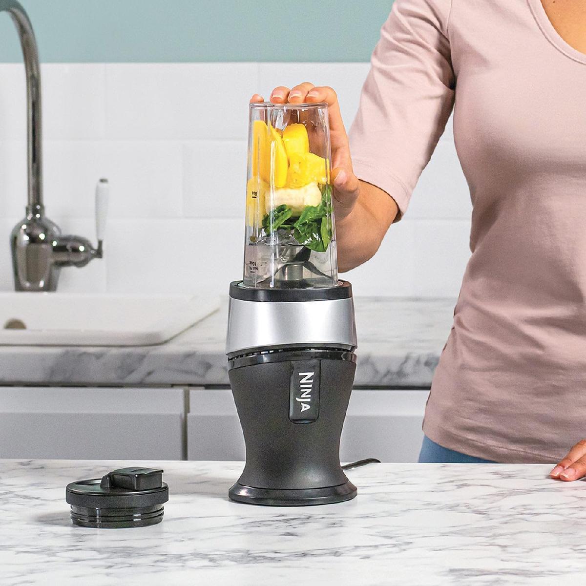 NINJA Blender QB3001EUS Blender & Smoothie Maker 0,47 lt  700 watt silver black