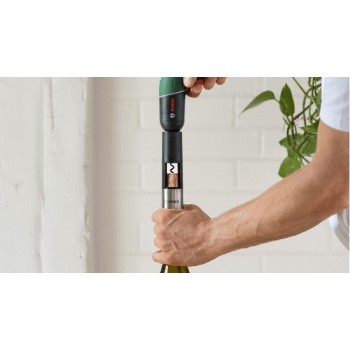 Bosch Mini Cordless Screwdriver IXO 6 Vino Set 1,5 Ah (06039C7103) Bosch Mini Cordless Screwdriver IXO 6 Vino Set 1,5 Ah (06039C7103)