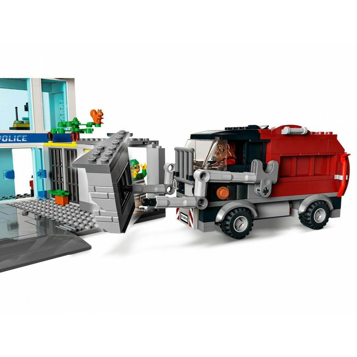 LEGO® City Police Station (60316)