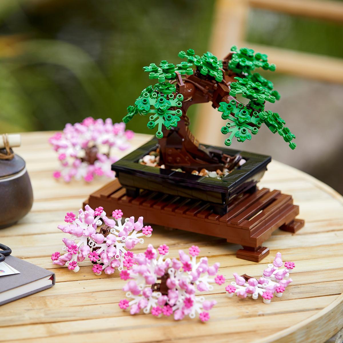 LEGO® Icons Botanical Bonsai Tree (10281) LEGO® Icons Botanical Bonsai Tree (10281)
