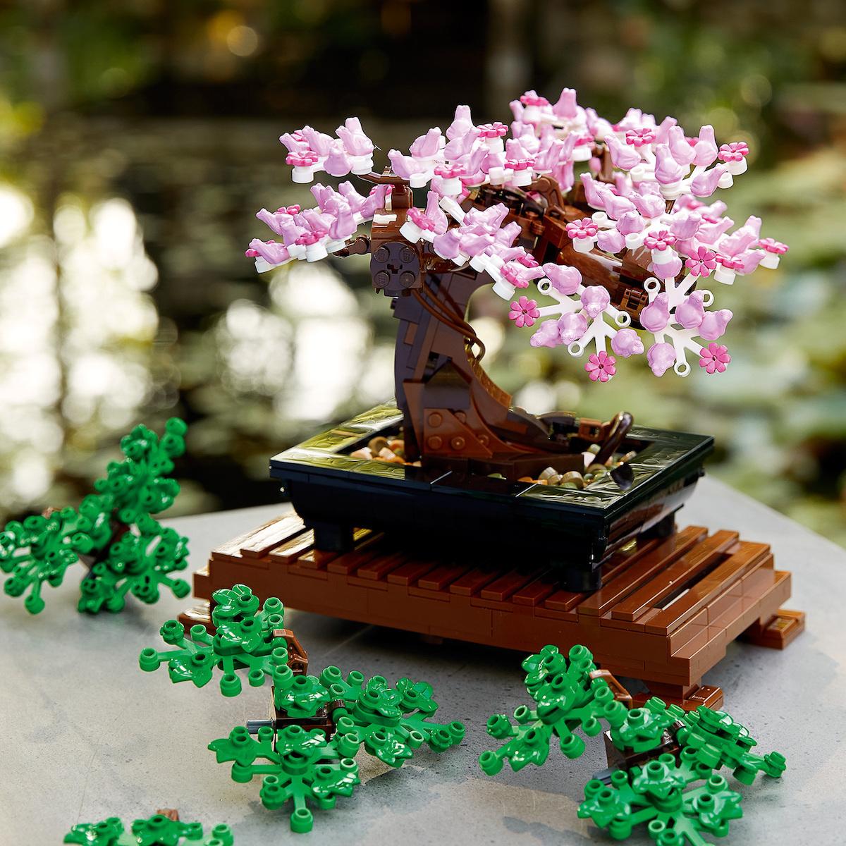 LEGO® Icons Botanical Bonsai Tree (10281) LEGO® Icons Botanical Bonsai Tree (10281)