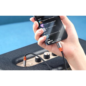 Mcdodo CA-0780 Lightning to 3.5mm Aux Audio Cable 1.2m Black Mcdodo CA-0780 Lightning to 3.5mm Aux Audio Cable 1.2m Black