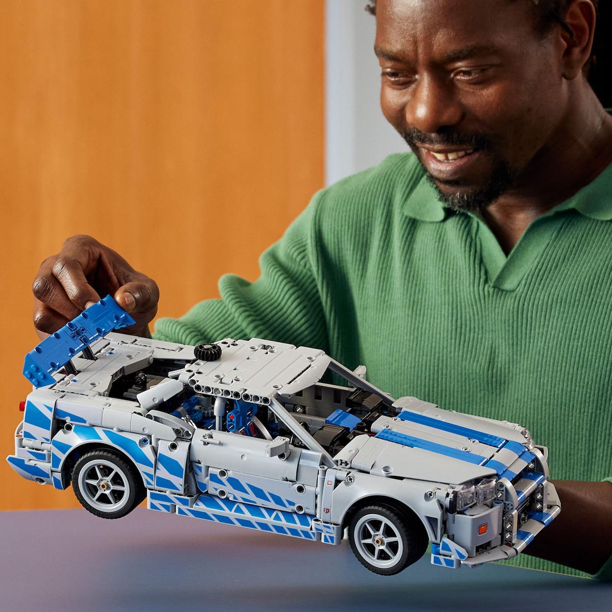 LEGO® Technic 2 Fast 2 Furious Nissan Skyline GT-R (R34) (42210)