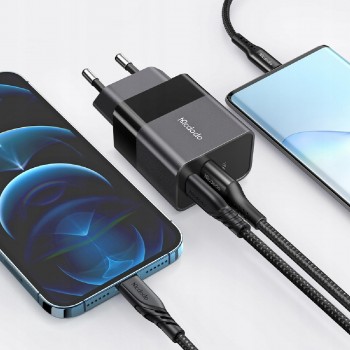 Mcdodo CH-1951 20 watt USB-A +USB-C PD Fast Charger (EU) black Mcdodo CH-1951 20 watt USB-A +USB-C PD Fast Charger (EU) black