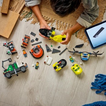 LEGO City Airplane, Service Truck & Hovercraft Remix (60505) LEGO City Airplane, Service Truck & Hovercraft Remix (60505)