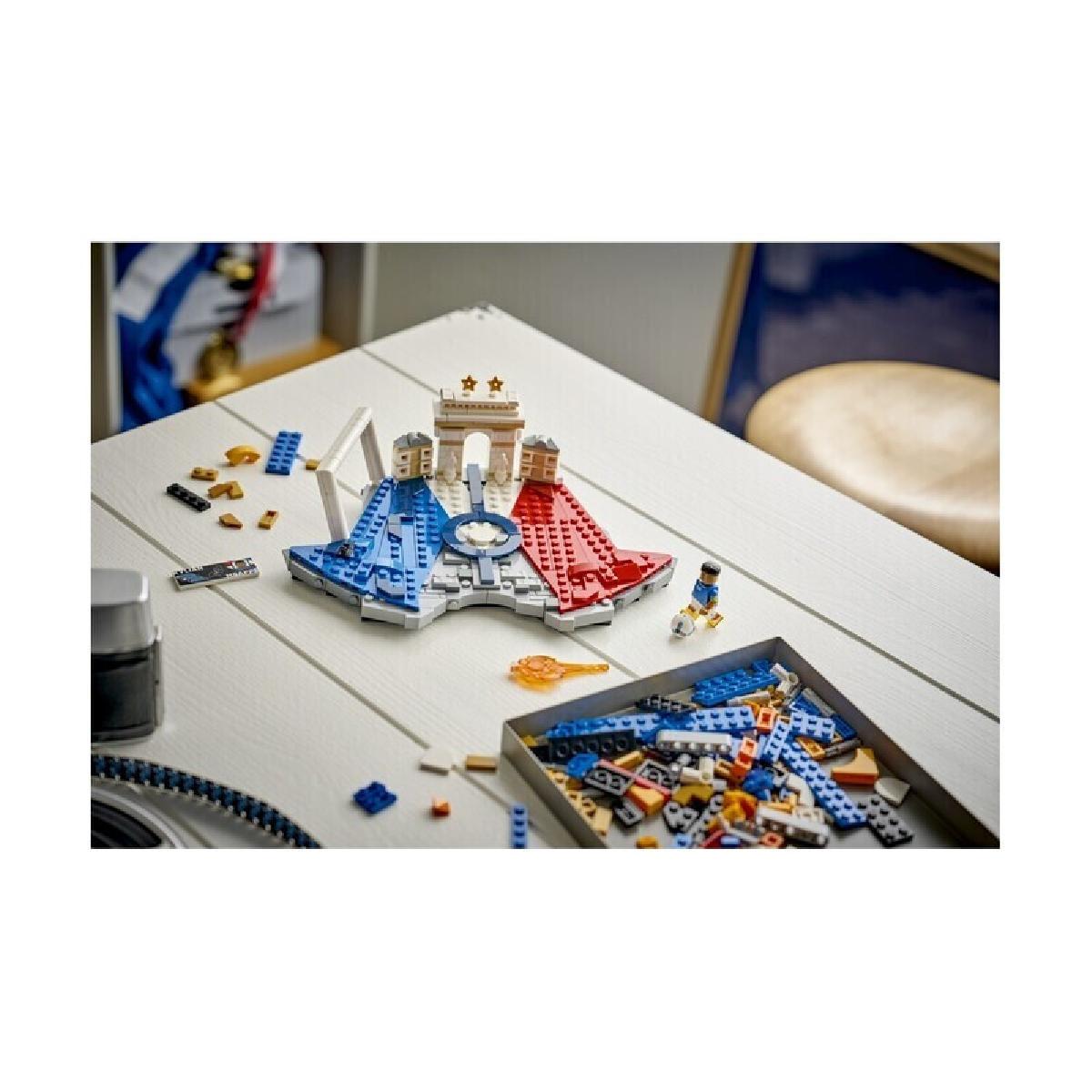LEGO® Editions Kylian Mbappe-Soccer Highlights (43013) LEGO® Editions Kylian Mbappe-Soccer Highlights (43013)