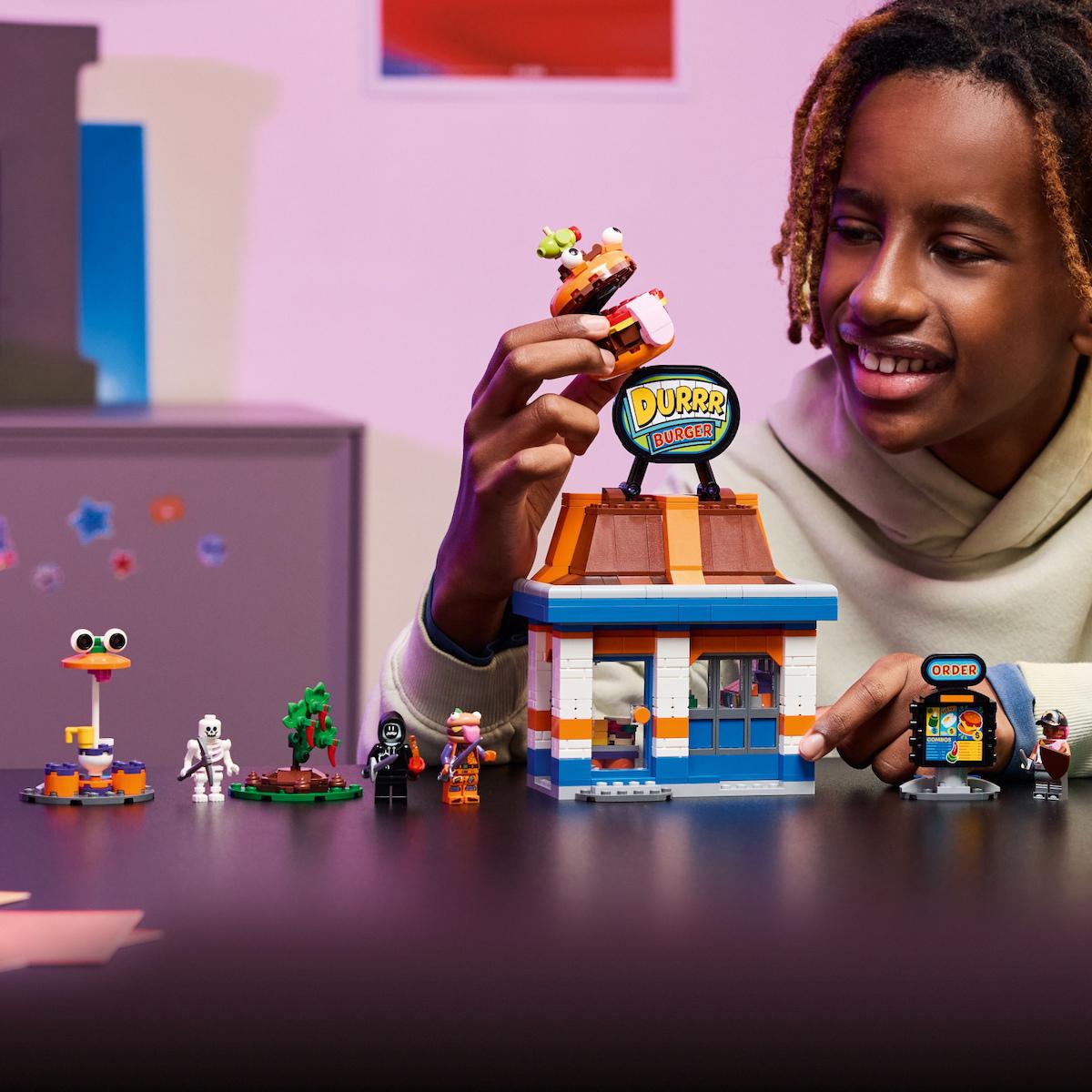LEGO® Fortnite Durrr Burger Restaurant (77076)