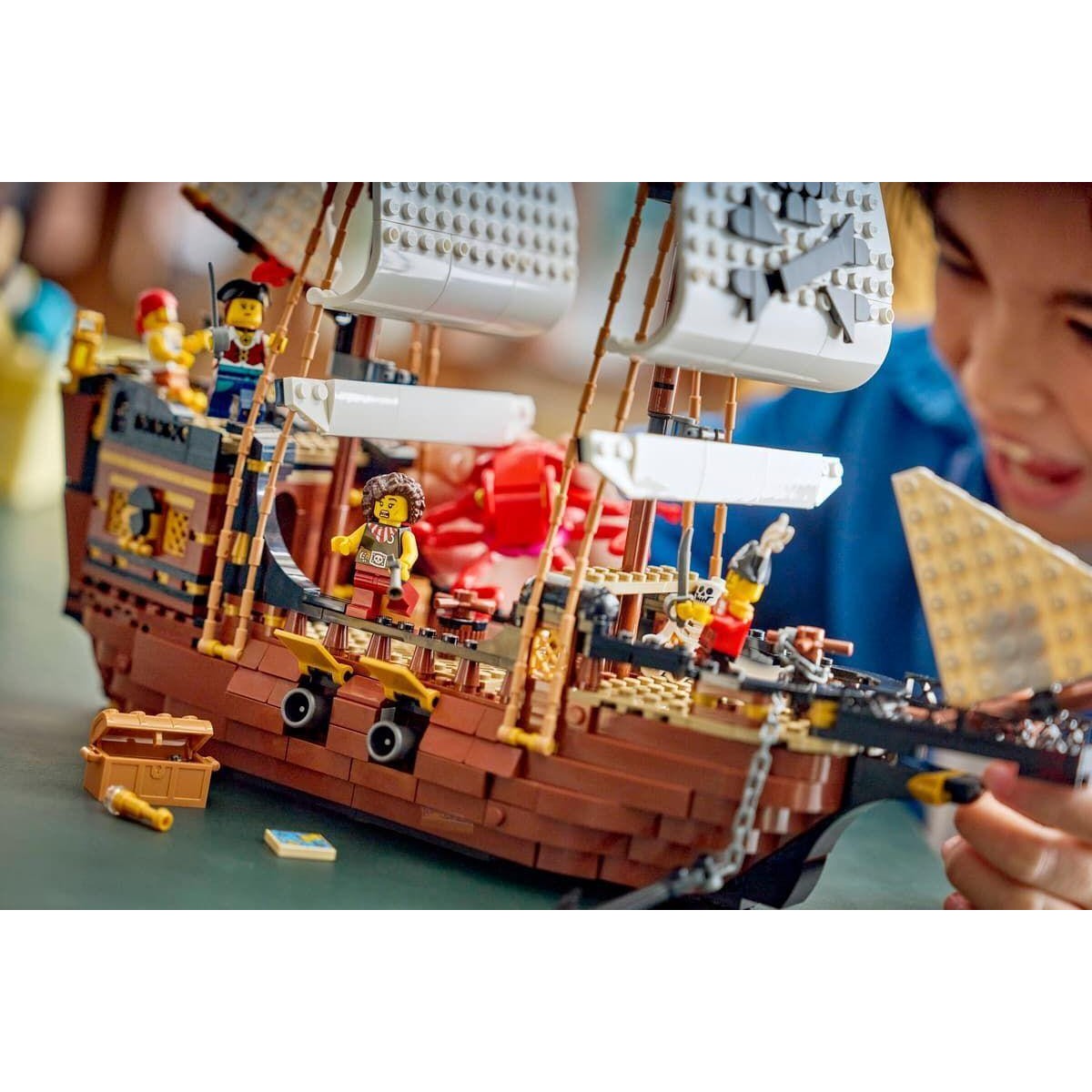 LEGO® Creator 3in1 Iconic Pirate Ship (31387)