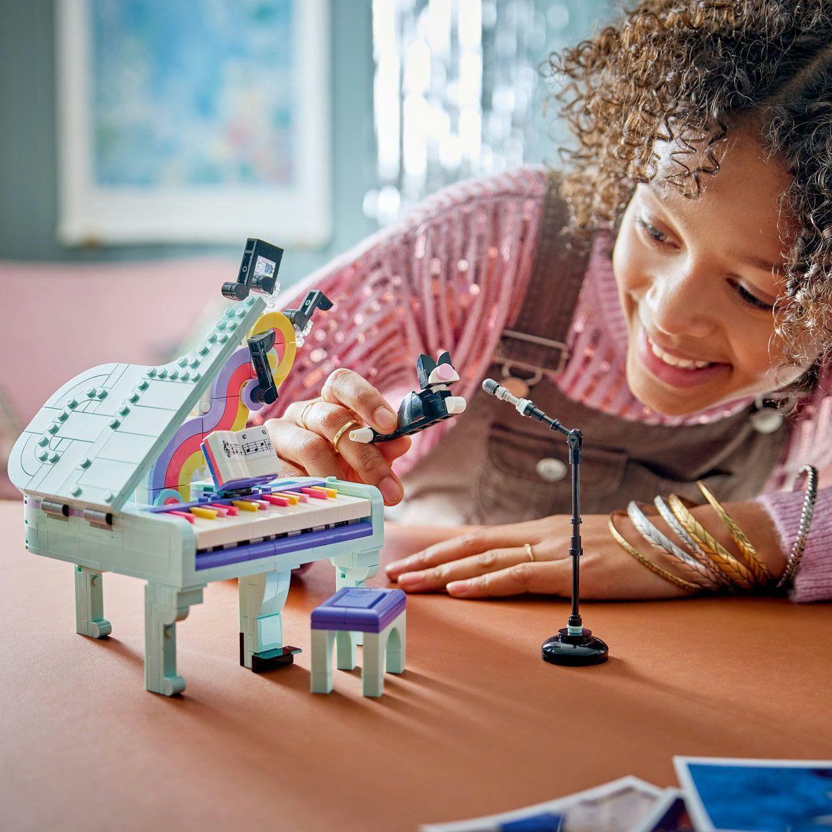 LEGO® Creator 3in1 Music Decor Piano With Cat (31392)