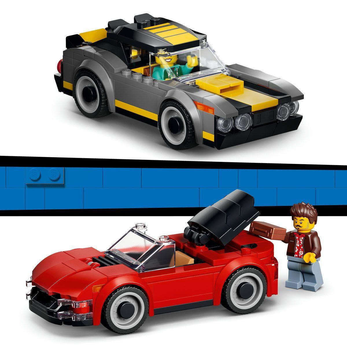 LEGO® City Drive-Through Car Wash (60497)