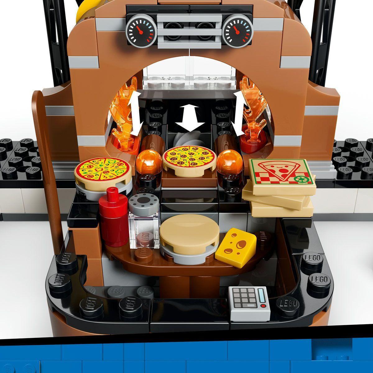 LEGO® City Pizza Delivery Experience With Vehicles (60496)