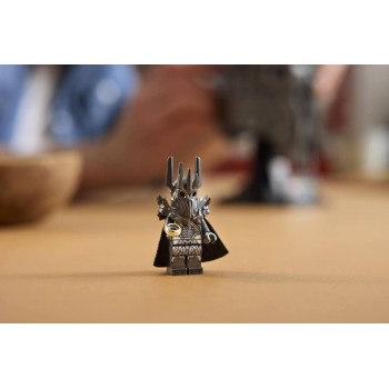 LEGO® Icons The Lord Of The Rings: Sauron΄s Helmet (11373) LEGO® Icons The Lord Of The Rings: Sauron΄s Helmet (11373)