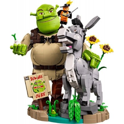 LEGO® Shrek, Donkey & Puss In Boots (72423)