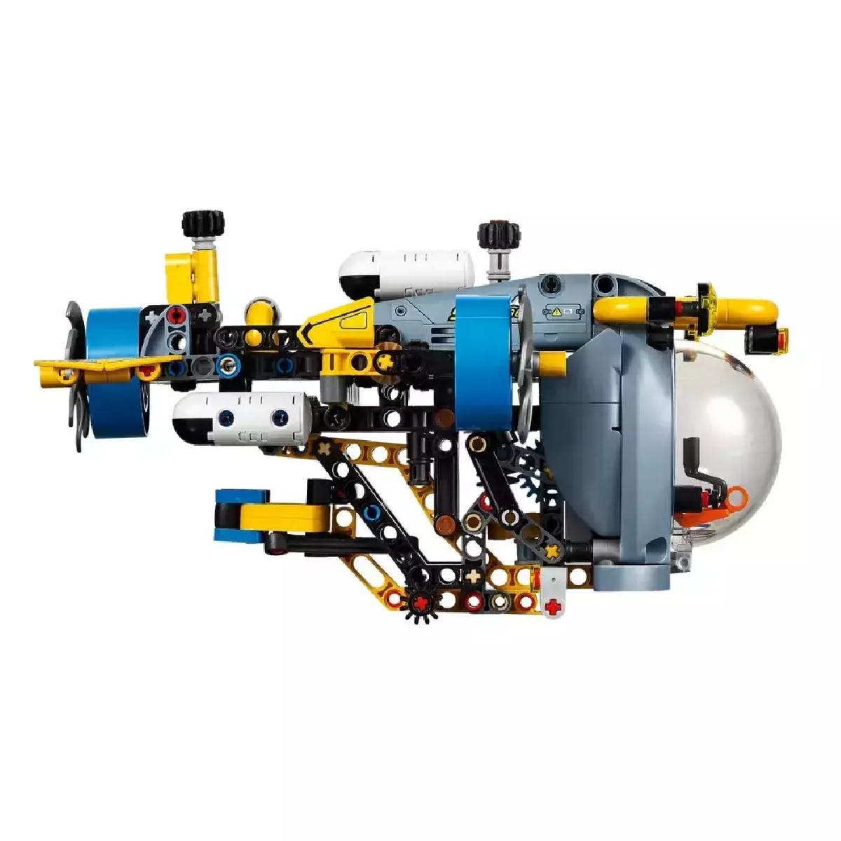 LEGO® Technic Deep-Sea Research Submarine (42201) LEGO® Technic Deep-Sea Research Submarine (42201)