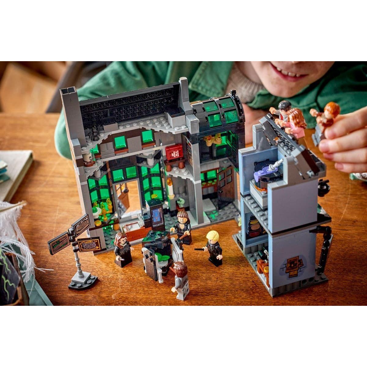 LEGO® Harry Potter Knockturn Alley Wizarding Shops (76471) LEGO® Harry Potter Knockturn Alley Wizarding Shops (76471)