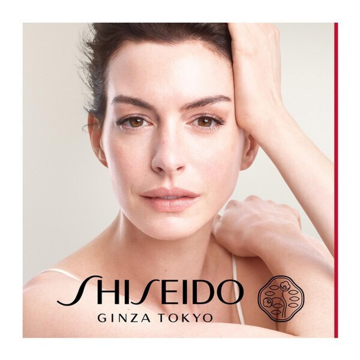 Shiseido Vital Perfection Συσφικτική Κρέμα Προσώπου Ημέρας SPF30 50ml Shiseido Vital Perfection Συσφικτική Κρέμα Προσώπου Ημέρας SPF30 50ml